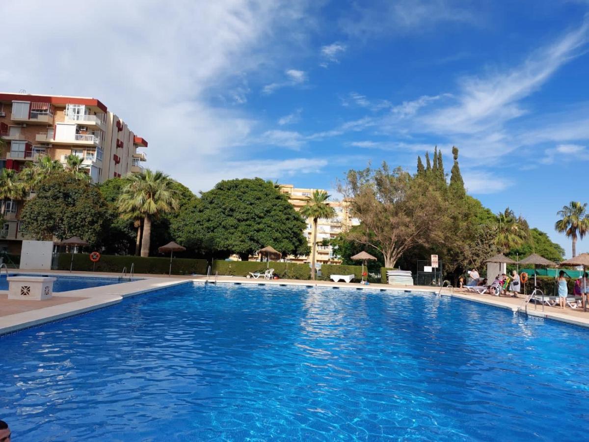 Encantador Estudio Con Piscina Benalmadena Ngoại thất bức ảnh