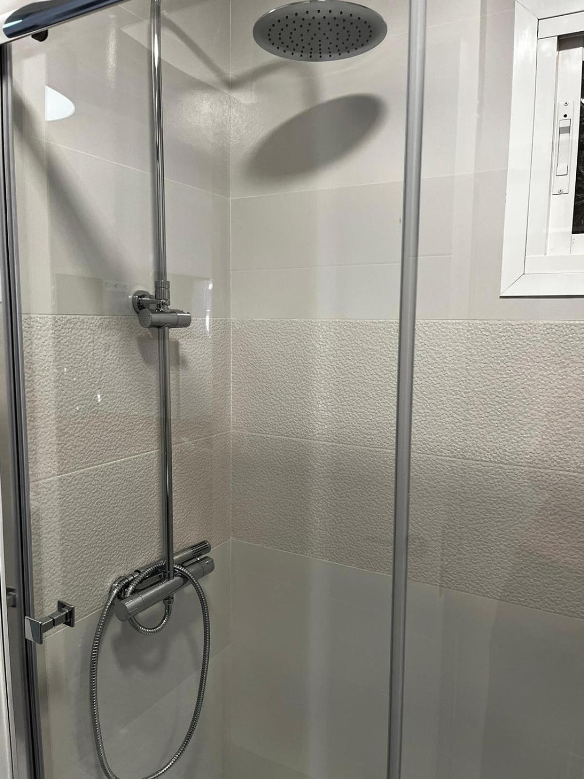 Encantador Estudio Con Piscina Benalmadena Ngoại thất bức ảnh